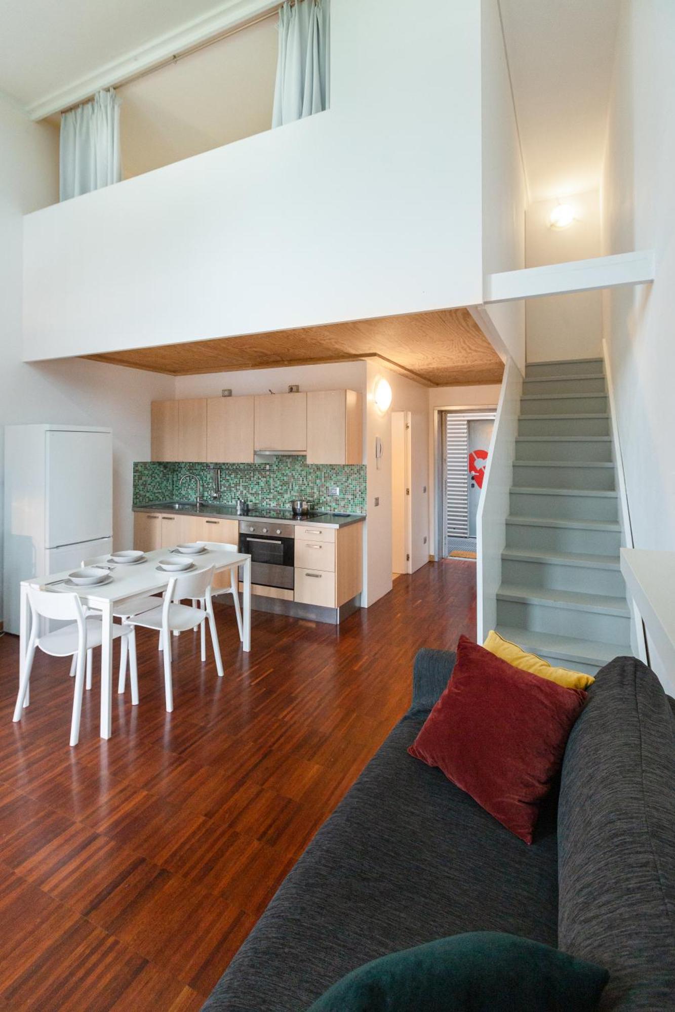 Апартаменты White And Brown Exclusive Loft With Terrace - Free Parking - M2 Station Милан Экстерьер фото